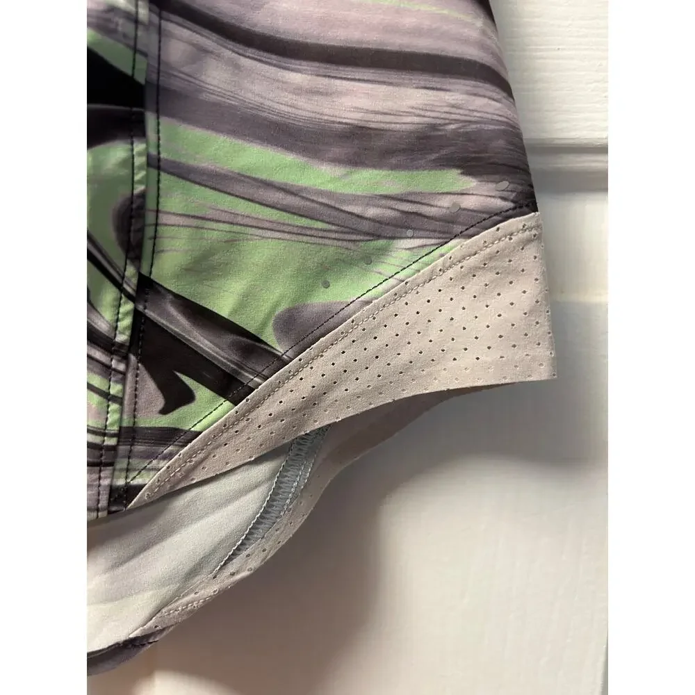 Lululemon Hotty Hot Series Sports Shorts Women's Multicolor Silver White, Size 6